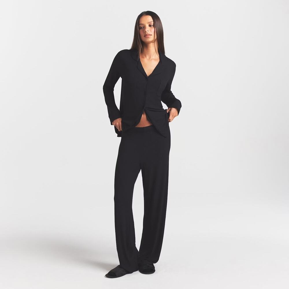 SKIMS Soft Lounge Sleep Set Onyx XS NWT Button Top & Pants AP-SET-0600